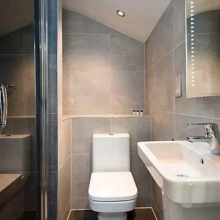 The King's Head Hotel 3*